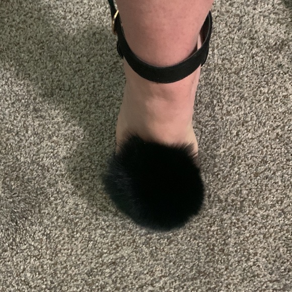 Block Boock Heels - Picture 2 of 3